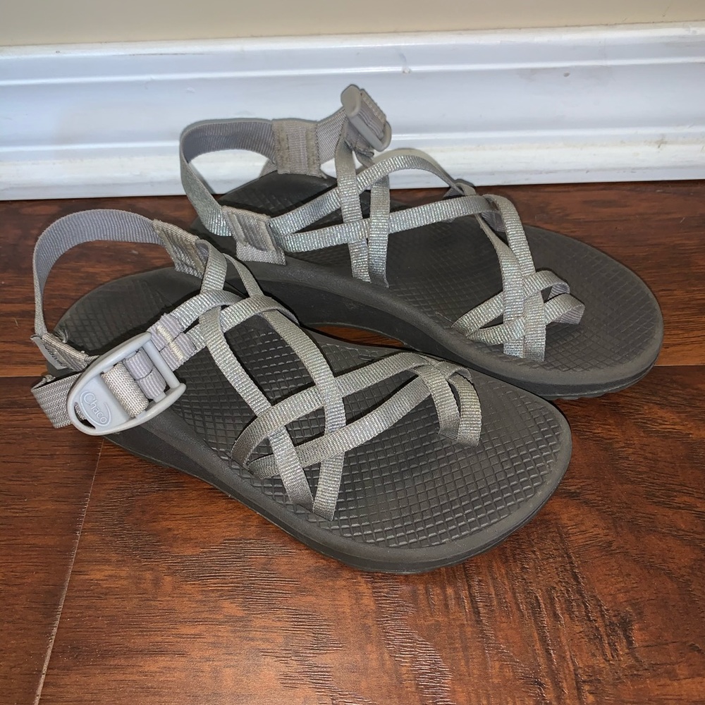 Women’s size 6 sparkly Chacos
